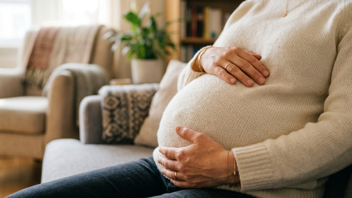 Postpartum Care Guide: Simple Tips for New Mothers’ Recovery & Well-being